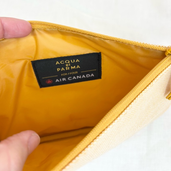 Acqua di Parma Air Canada First Business Class Yellow Pouch - Picture 7 of 8